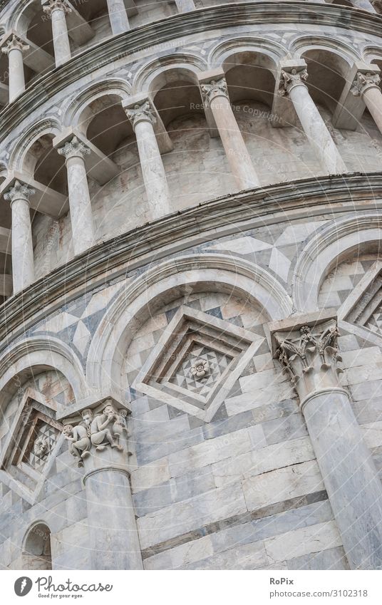 Der schiefe Turm detailliert. Marmor marble Gewölbe Arkaden Stockwerke Architektur Kunst arches Kloster Gebäude Kirche Italien italy Toskana Park Säulen Gotik