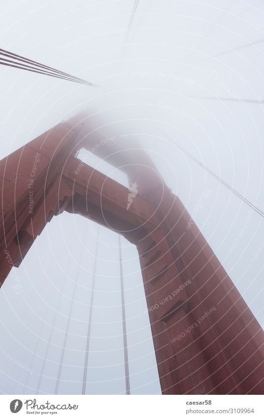 Bridge Pillar of the Golden Gate Bridge, California/USA Erholung Ferien & Urlaub & Reisen Tourismus Ferne Freiheit Sightseeing Städtereise Architektur
