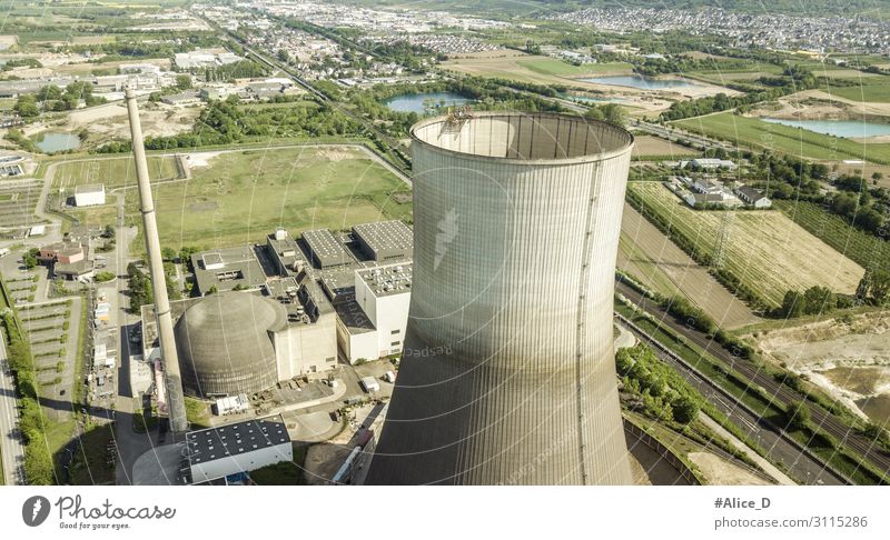 Decommissioned nuclear power plant Muelheim-Kaerlich Germany Energiewirtschaft Industrie Umwelt Eis Frost Industrieanlage Fabrik Turm Kernkraftwerk Schornstein