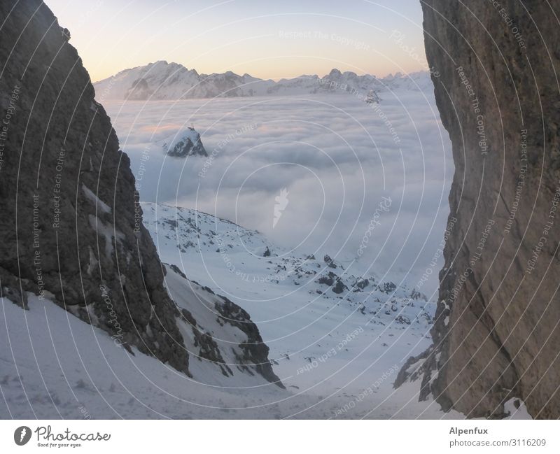 Nach unten, entspannt... Nebel Alpen Berge u. Gebirge Gletscher Schlucht Glück Zufriedenheit Lebensfreude selbstbewußt Coolness Optimismus Erfolg Kraft