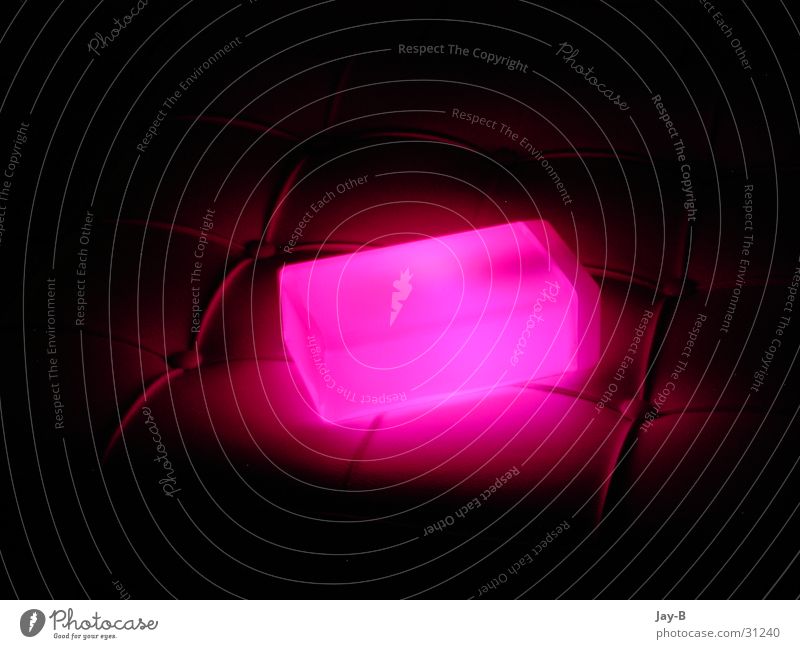 Cube Pink Lichtobjekt rosa Lavalampe Futurismus Lampe Dinge Würfel Futuristic