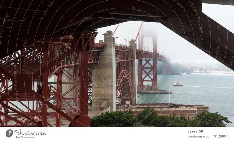 Golden Gate Bridge von Unten, San Franzisko Ferien & Urlaub & Reisen Tourismus Ausflug Abenteuer Ferne Meer Technik & Technologie San Francisco