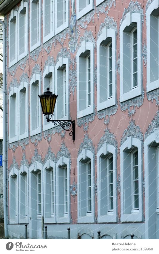 Trierer Impressionen 1 Fassade rosa Stuck Laterne historisch Architektur alt Fenster Ferien & Urlaub & Reisen