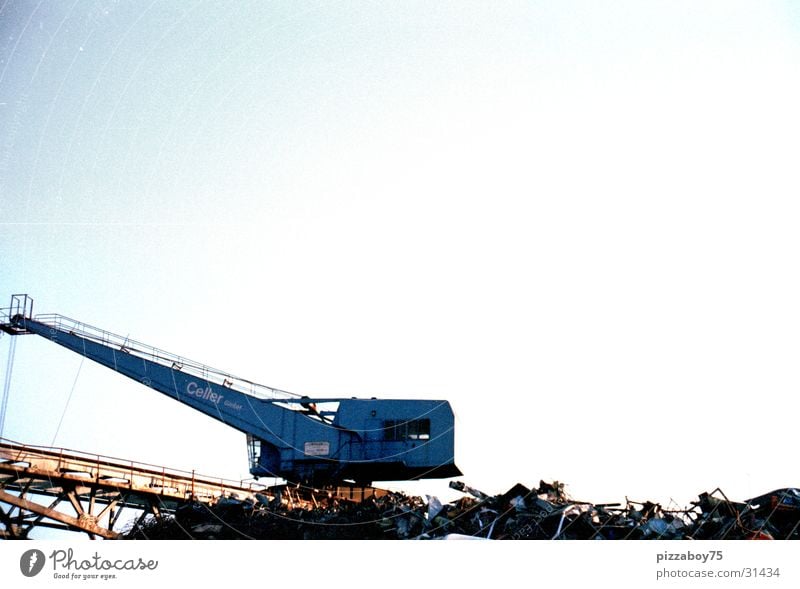 AltmetallÜberall Kran Schrott Recycling Portwein Industrie Hafen crane