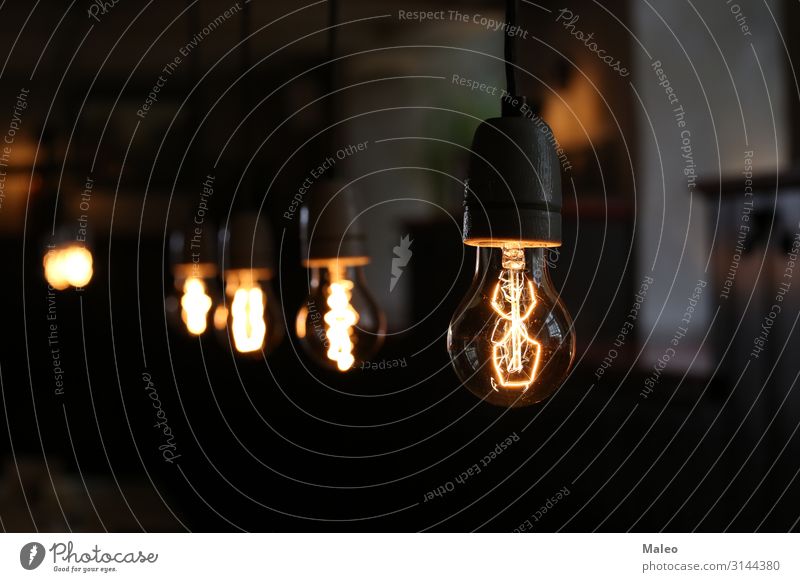 Klassische elektrische Glühlampe klassisch Glühbirne Hintergrundbild schwarz hell Lampe Konzepte & Themen Konzert Kreativität Design Elektrizität Energie