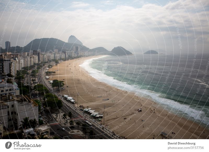 Copacabana Ferien & Urlaub & Reisen Tourismus Ferne Sightseeing Städtereise Sommerurlaub Sonne Landschaft Schönes Wetter Hügel Küste Meer Stadt Sehenswürdigkeit