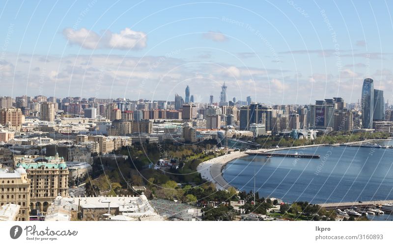 die Sicht auf das Zentrum Design schön Ferien & Urlaub & Reisen Tourismus Meer Kultur Landschaft Park Stadt Stadtzentrum Skyline Hochhaus Burg oder Schloss