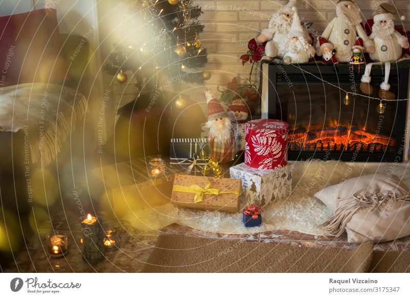 Wohnzimmer zu Weihnachten Winter Haus Dekoration & Verzierung Feste & Feiern Weihnachten & Advent Baum Kerze braun gelb rot Feiertag Weihnachtsdekorationen