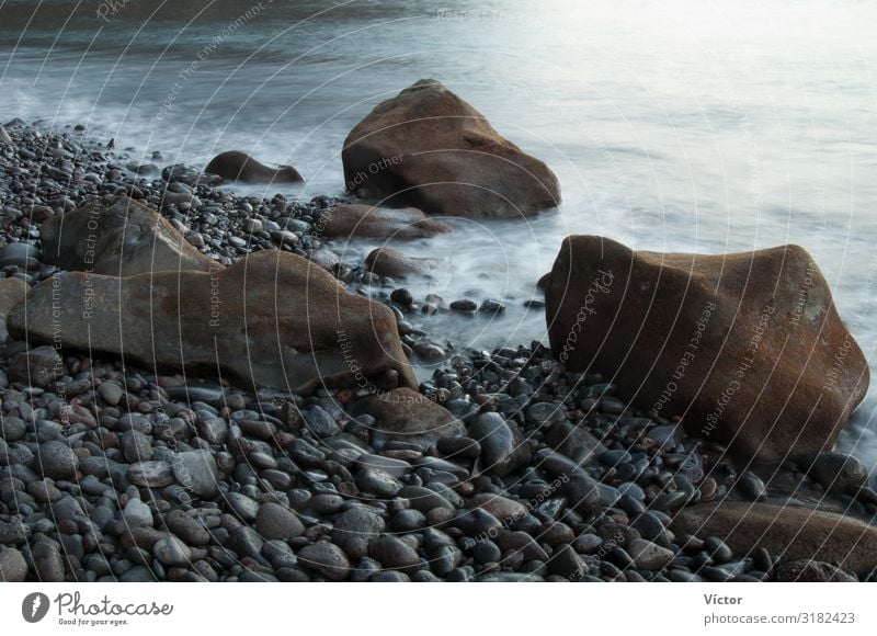 Küstenlandschaft. Naturdenkmal Las Playas. Valverde. El Hierro. Kanarische Inseln. Spanien. Landschaft Felsen Meer Stein natürlich wild Farbe Atlantik Biosphäre
