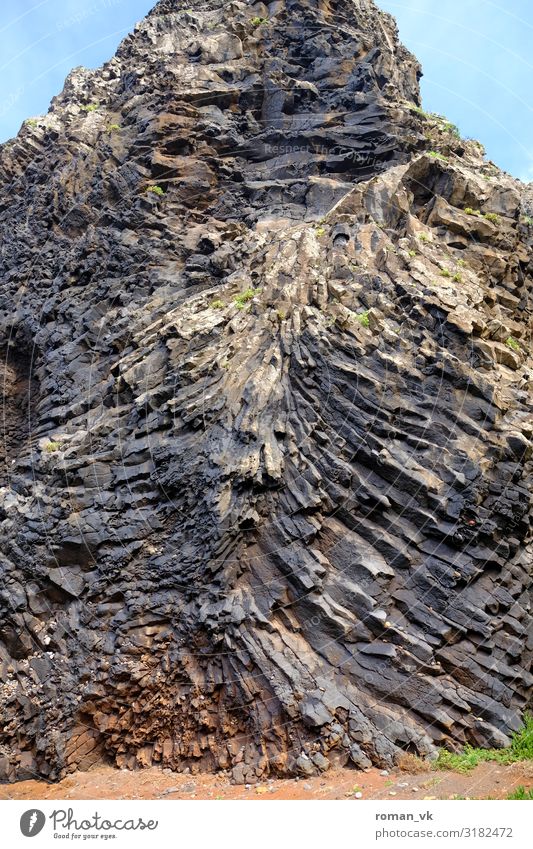 Basaltsäulen auf Abwegen Umwelt Natur Landschaft Urelemente Erde Felsen außergewöhnlich gigantisch kalt grau Steele chaotisch verwachsen durcheinander