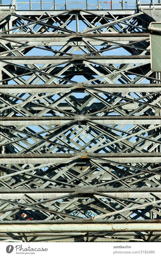 Brücke über die Elbe Altstadt Architektur Blaues Wunder Dresden Elbufer Hauptstadt Ferien & Urlaub & Reisen Reisefotografie Sachsen Stadt Städtereise Tourismus