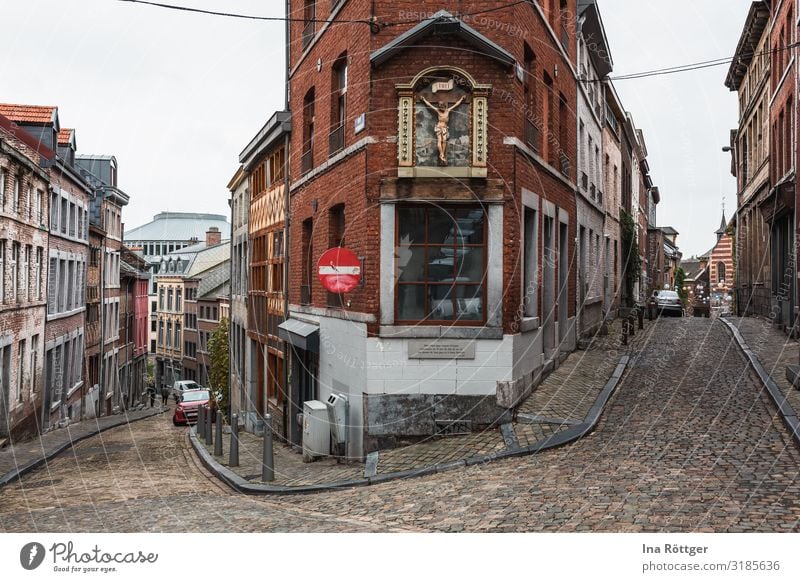 In Den Strassen Von Luttich Belgien Ein Lizenzfreies Stock Foto Von Photocase