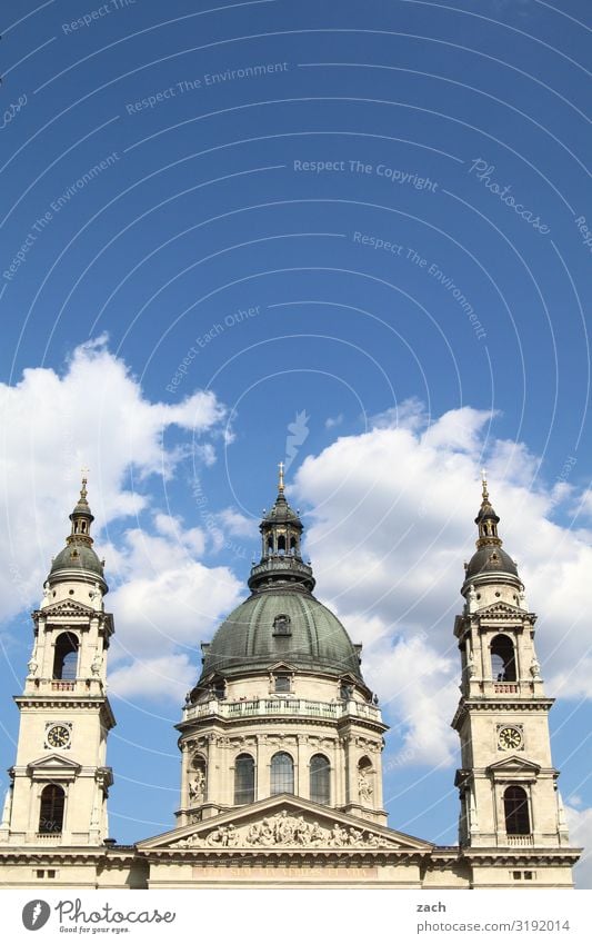 St.-Stephans-Basilika, Budapest Himmel Wolken Schönes Wetter Ungarn Stadt Hauptstadt Stadtzentrum Altstadt Kirche Dom Turm Sehenswürdigkeit blau weiß Glaube