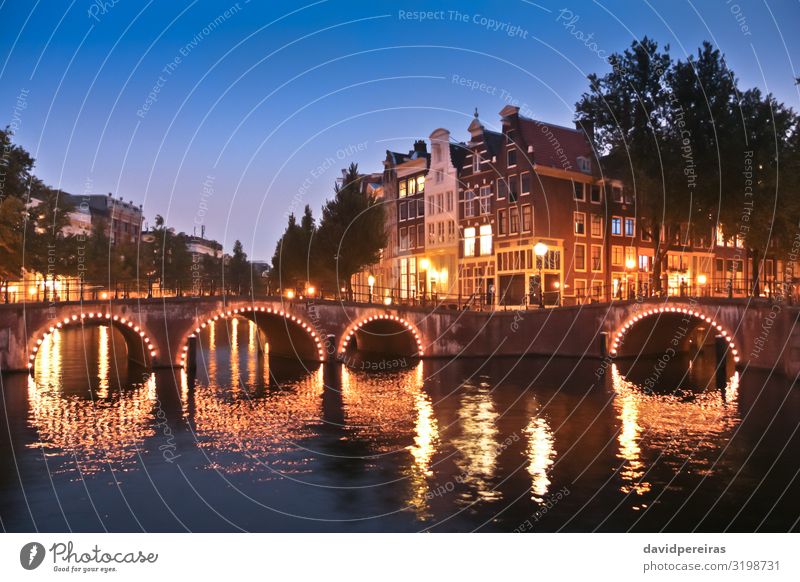 Amsterdam Kanäle und Brücken bei Nacht Ferien & Urlaub & Reisen Tourismus Haus Stadt Gebäude Architektur Straße alt blau gelb Keizersgracht Leidsegracht