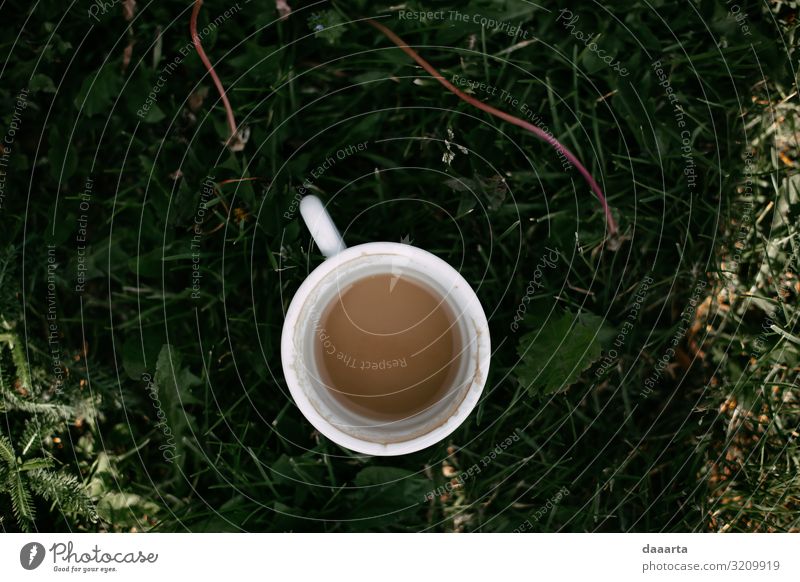 Kaffeesommer Getränk Heißgetränk Latte Macchiato Becher Lifestyle Stil Freude Leben harmonisch Freizeit & Hobby Abenteuer Freiheit Sommer Sommerurlaub