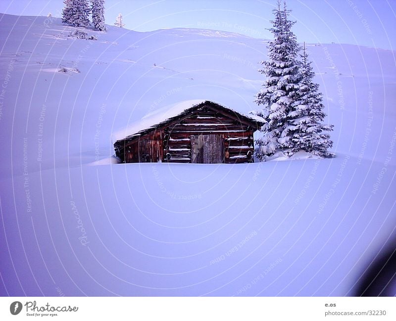 Haus in den Alpen Holz Berge u. Gebirge Hütte Schnee