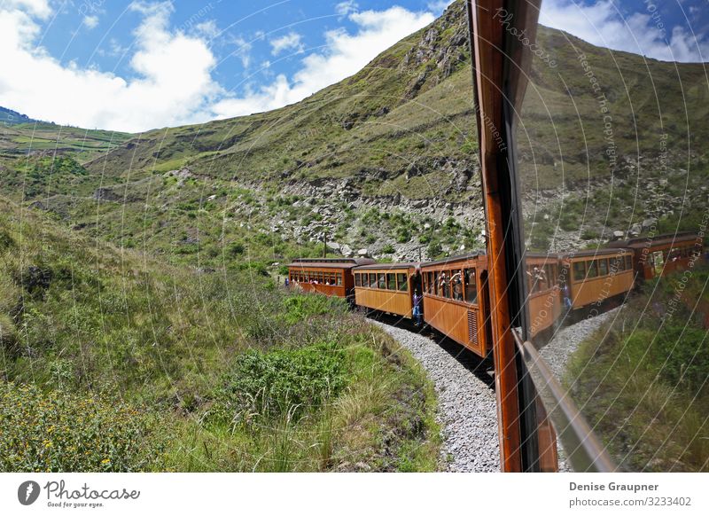 Andean railway in Alausi Ecuador goes to the devil's nose Ferien & Urlaub & Reisen Umwelt Natur Landschaft Himmel Klima Klimawandel Wetter Schönes Wetter andean