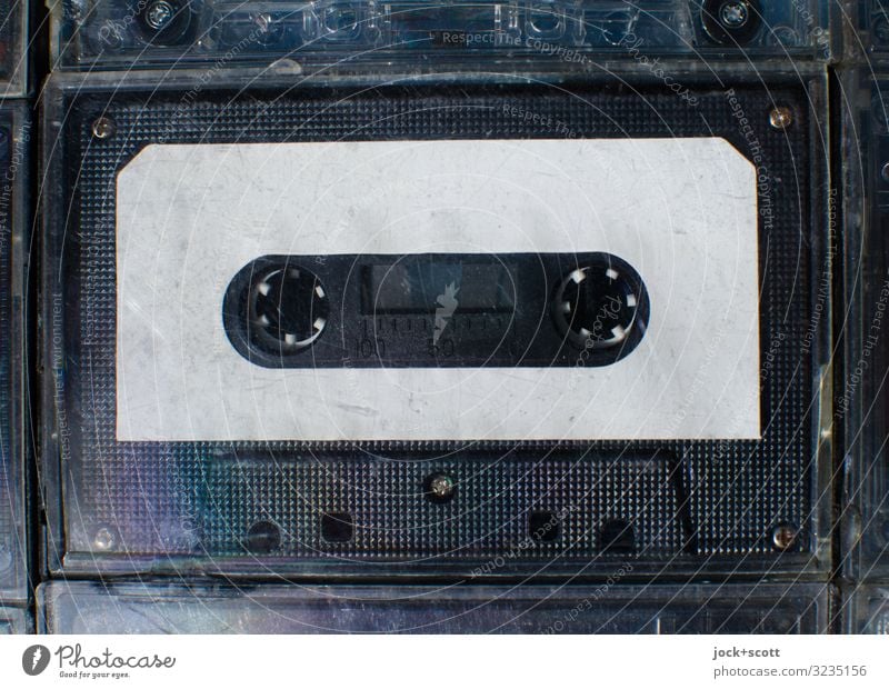 Leerkassette für Audio Unterhaltungselektronik Musikkassette Sammlerstück Kunststoff Freiraum unbeschriftet authentisch einfach nah Originalität retro schwarz