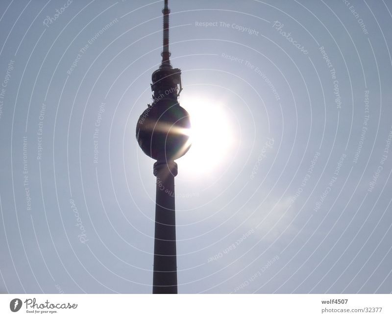 sonnenbad Gebäude Kunst Architektur Sonne Turm Berlin Sehenswürdigkeit