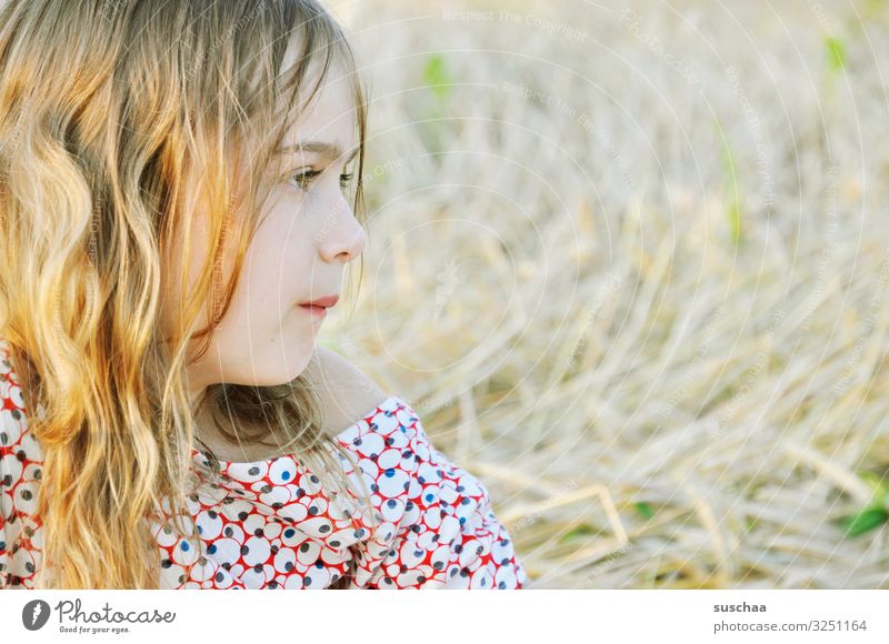 Profil Des Kleinen Mädchens Ein Lizenzfreies Stock Foto Von Photocase 2527