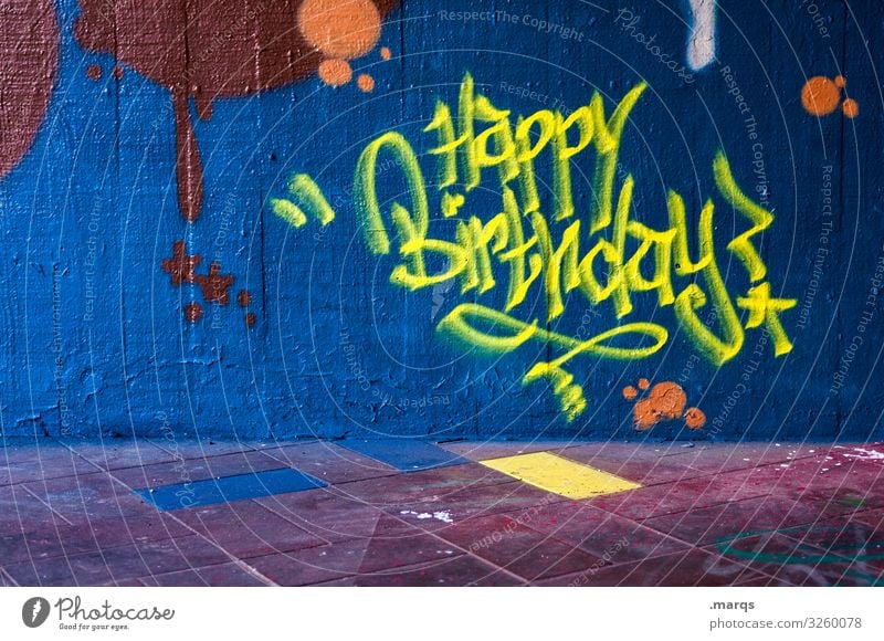 Happy Birthday Gebäude Graffiti Wand Glückwünsche Jubiläum Geburtstag Geburtstagswunsch gelb blau Typographie Schriftzeichen