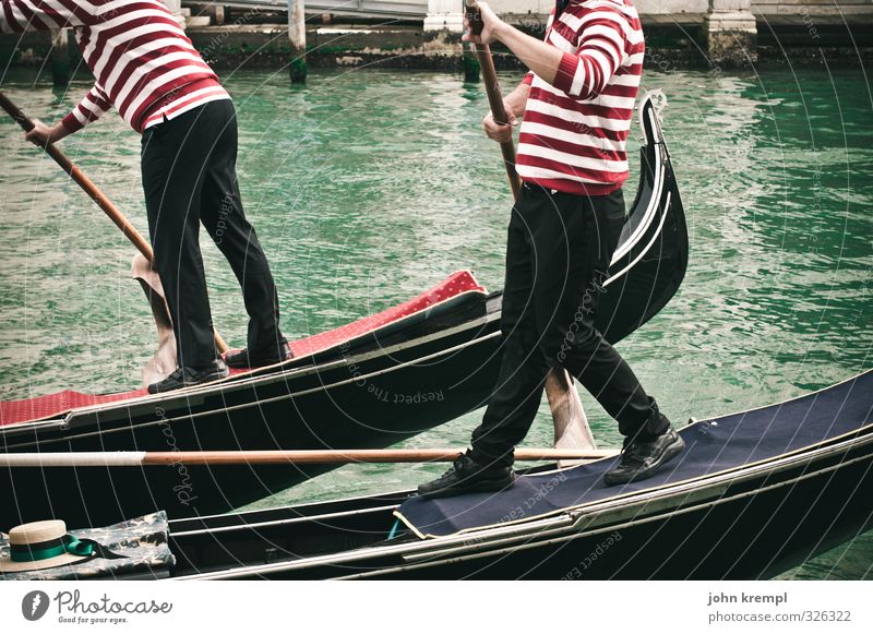 ’O sole mio maskulin Mann Erwachsene 2 Mensch 45-60 Jahre Venedig Hafenstadt Stadtzentrum Verkehrsmittel Schifffahrt Bootsfahrt Passagierschiff Wasserfahrzeug