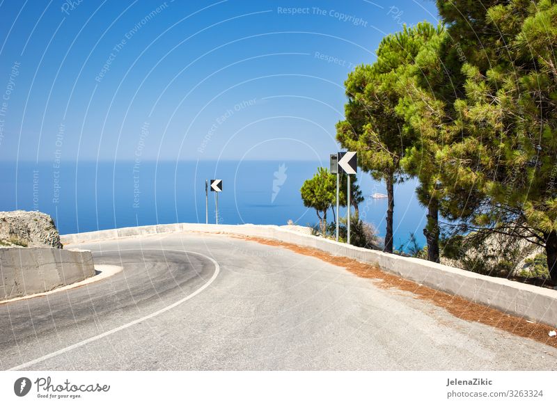 Straße mit erstaunlicher Aussicht schön Erholung Ferien & Urlaub & Reisen Tourismus Ausflug Abenteuer Sommer Meer Insel Natur Landschaft Horizont Baum Felsen