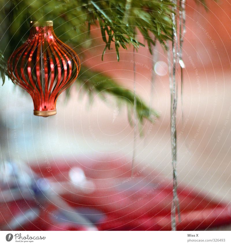 Weihnachtsdeko Weihnachten & Advent hängen glänzend Weihnachtsbaum Weihnachtsdekoration Weihnachtsbeleuchtung Lametta Christbaumkugel Baumschmuck Tannenzweig