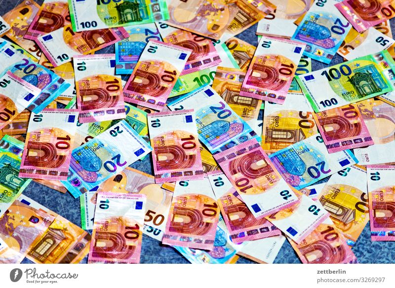 Papiergeld Geldinstitut Bargeld bestechung bezahlen Einkommen Einnahme Euro Eurozeichen Kapitalwirtschaft Geldscheine korruption papiergeld Schwarzgeld