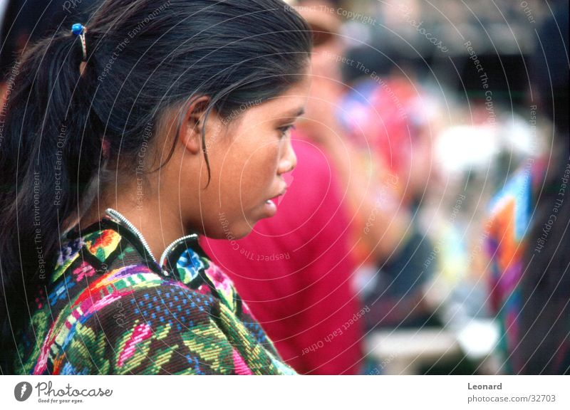 Guatemaltekisch Kind Mädchen Unschärfe Guatemala Mensch Frau kulture Farbe Südamerika latin america woman child