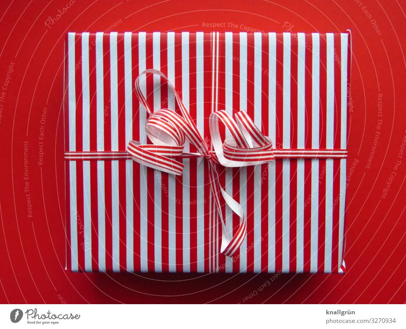 Geschenk Dekoration & Verzierung Schleife Weihnachtsgeschenk Geschenkband Geschenkpapier einzigartig rot weiß Gefühle Freude Vorfreude Sympathie Neugier