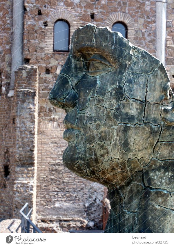 Skulptur 2 historisch Gebäude Kunst Bildhauerei Mann Gesicht Rom Ausstellung Statue Mensch Bronze Handwerk Schädel Stein sculpture head face man Architektur
