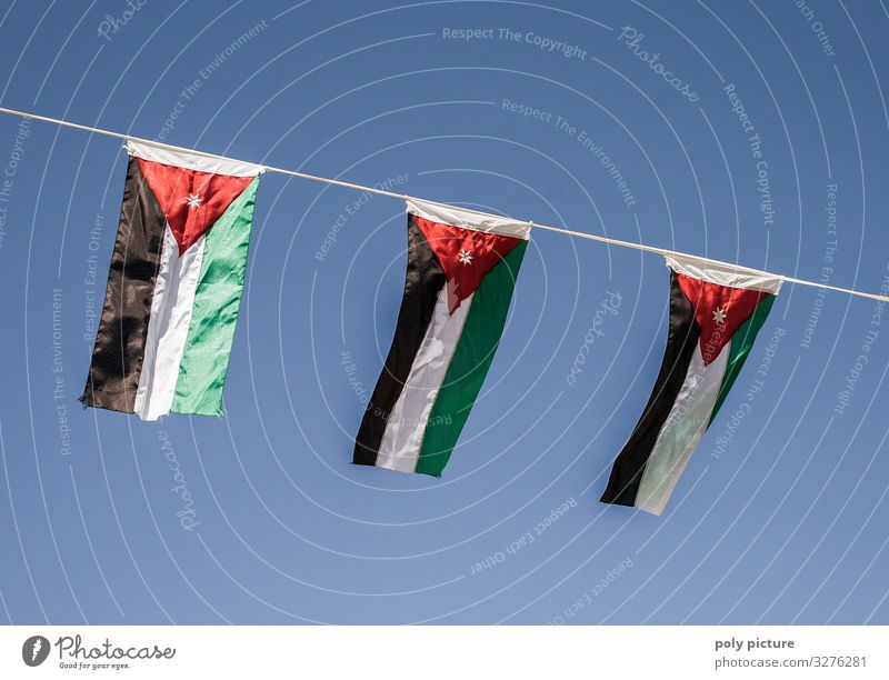 3 Jordanische Flaggen wehen in der Sommersonne Ferien & Urlaub & Reisen Tourismus Ausflug Abenteuer Ferne Sightseeing Städtereise Sommerurlaub Sonne Amman Stadt