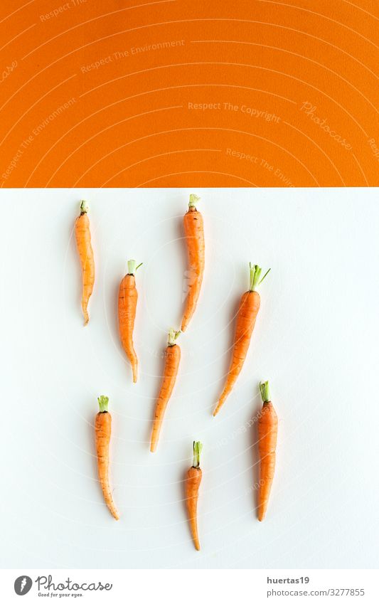 Leckere geröstete Karotten von oben Lebensmittel Gemüse Kräuter & Gewürze Mittagessen Abendessen Vegetarische Ernährung Diät Gesunde Ernährung frisch lecker