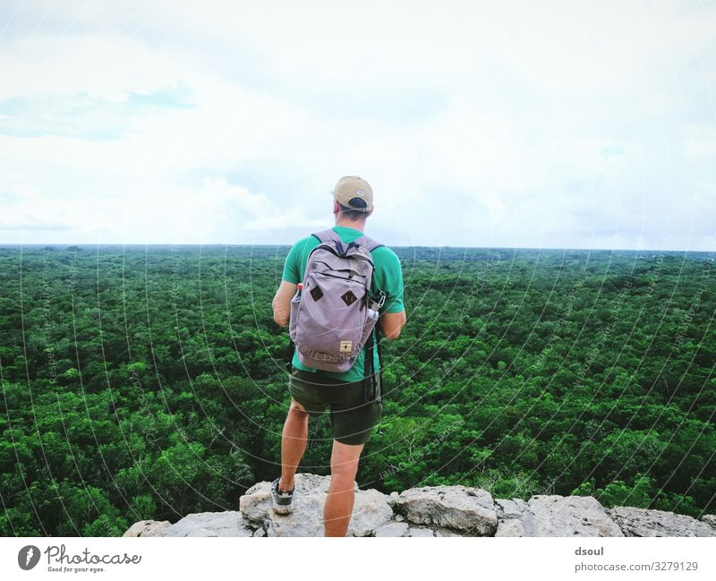 Dschungelblick Tourismus Abenteuer Ferne Mensch maskulin 1 Natur beobachten Ferien & Urlaub & Reisen Fernweh Mexiko Yucatan Maya Urwald Farbfoto