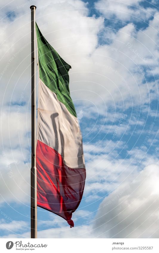 Trikolore Flagge Italien Himmel Wolken Politik & Staat Symbole & Metaphern wehen Fahnenmast Freiheit