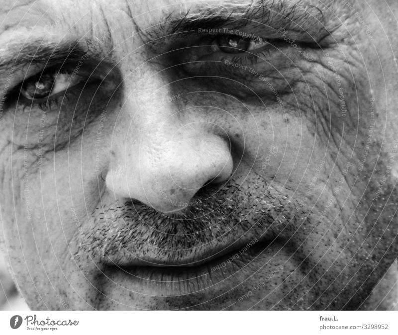 Nachdenklich Mensch Mann Erwachsene Gesicht 1 45-60 Jahre Denken Blick träumen Traurigkeit sensibel attraktiv maskulin empfindsam nachdenklich Schwarzweißfoto
