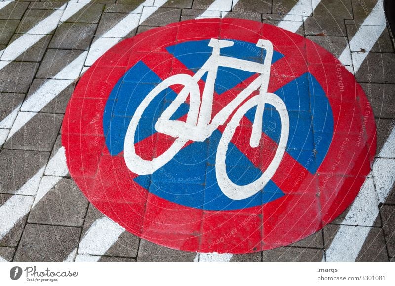 Absolutes Fahrradhalteverbot Halteverbot Verbotsschild Verkehrszeichen Asphalt Linien Schilder & Markierungen Verkehrsschild Parkverbot Zeichen Streifen StVO