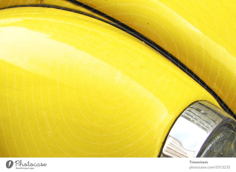 alt | Auto weckt Erinnerungen gelb erinnerungen Blech Kotflügel Licht Chrom glänzend Oldtimer Lampe Verkehr Linien