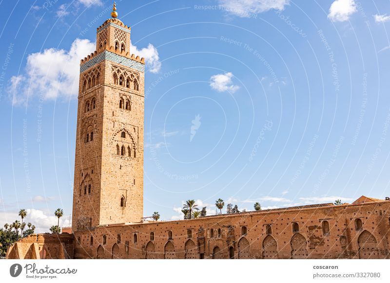 Minarett der Koutoubia-Moschee in Marrakesch Ferien & Urlaub & Reisen Tourismus Ausflug Sommer Sommerurlaub Kunst Himmel Kleinstadt Stadt Hauptstadt