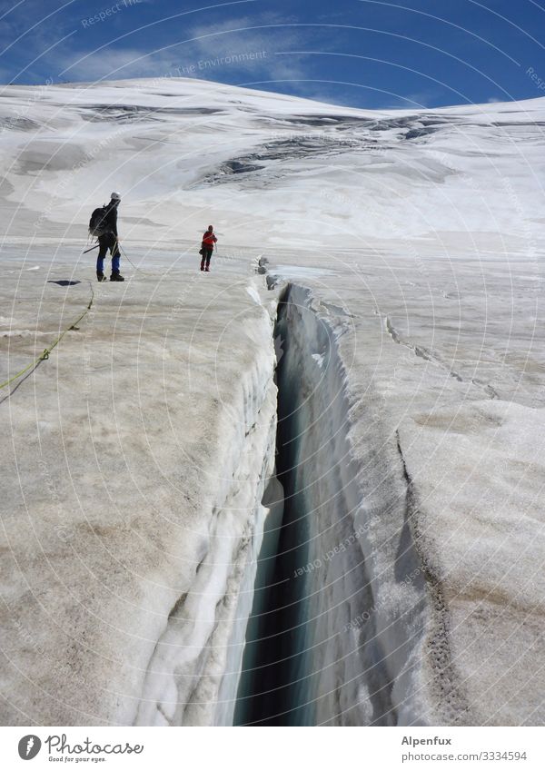 Eiszeit | Spaltenzeit 2 Mensch Umwelt Natur Klima Klimawandel Schönes Wetter Frost Schnee Alpen Berge u. Gebirge Gipfel Schneebedeckte Gipfel Gletscher stehen