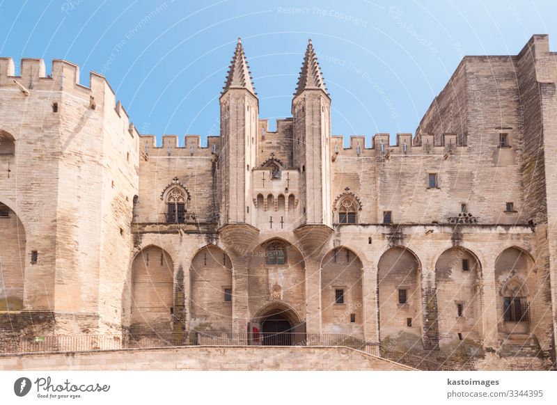 Stadt Avignon, Provence, Frankreich, Europa Ferien & Urlaub & Reisen Tourismus Landschaft Himmel Wolken Kirche Palast Burg oder Schloss Architektur Denkmal