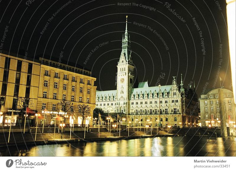 Rathaus Hamburg Nacht Langzeitbelichtung Bauwerk ruhig Europa Architektur