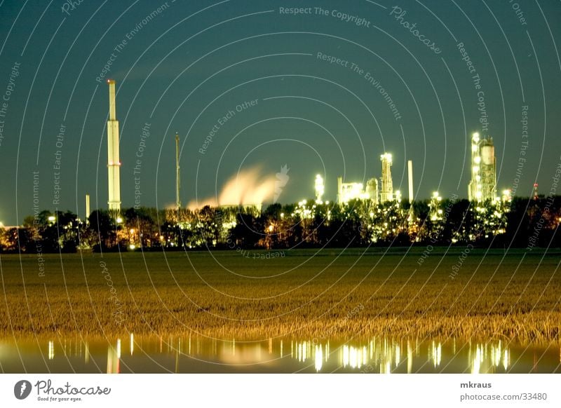 Raffininerie Langzeitbelichtung Fabrik Nacht obskur Raffinerie Industrie Industire Fabrik bei Nacht