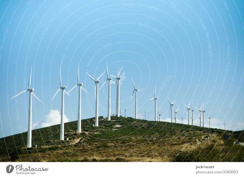 Windkraftanlage auf einem Hügel, Euböa Erneuerbare Energie Himmel Griechenland Reihe authentisch modern viele Wärme Kraft Fortschritt innovativ nachhaltig