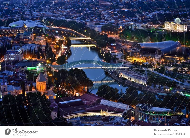 Nachtansicht von Tiflis von der Spitze des Hügels schön Ferien & Urlaub & Reisen Tourismus Landschaft Himmel Fluss Stadt Brücke Gebäude Architektur Straße alt