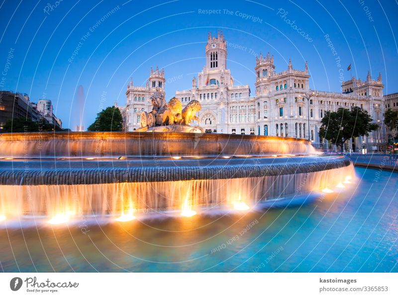 Plaza de Cibeles, Madrid, Spanien. Ferien & Urlaub & Reisen Tourismus Büro Kunst Kultur Palast Platz Gebäude Architektur Fassade alt Kommunizieren historisch