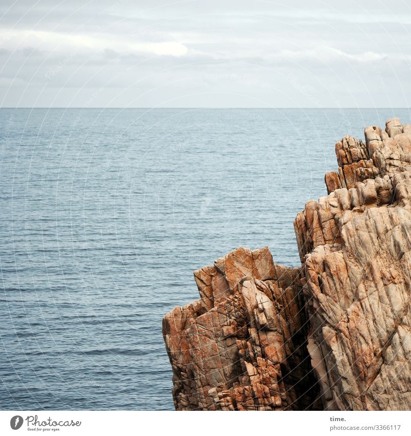 Naturkräfte Ferien & Urlaub & Reisen Umwelt Wasser Himmel Wolken Horizont Herbst Schönes Wetter Felsen Wellen Küste Meer Atlantik Bretagne maritim Kraft Macht