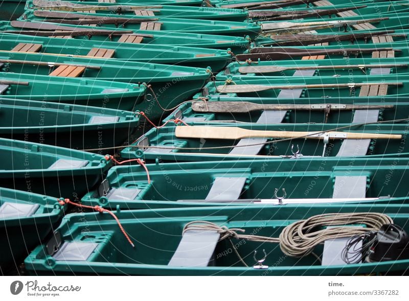 Heimathafen | Seilschaft seil wasser still maritim boot schiffahrt ankern festgemacht holz tau tampen zusammen bootsverleih ruderboot anleger kuntsstoff