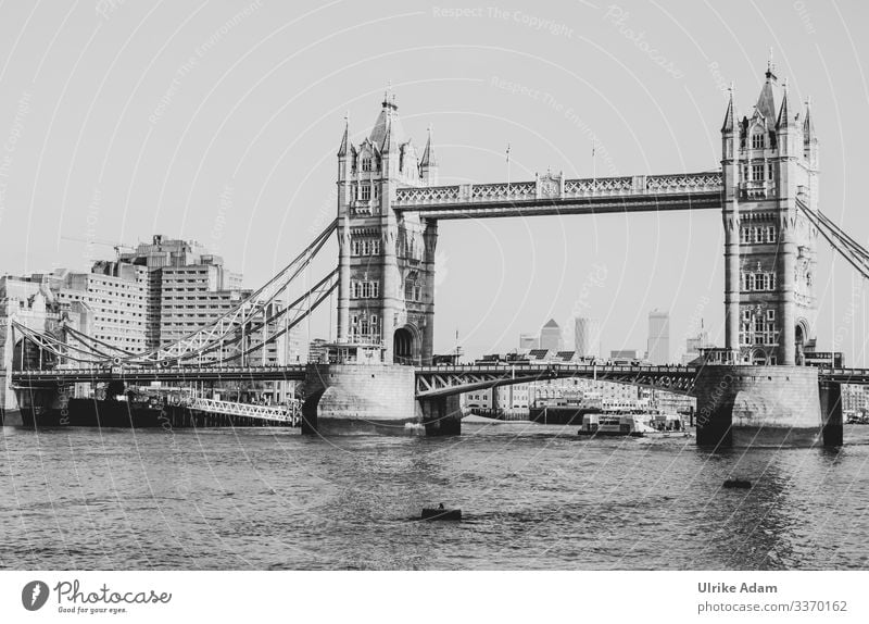 ALT ---- Die Tower Bridge wurde 1894 eröffnet und ist heute noch eine der beliebtesten Sehenswürdigkeiten in London Großbritannien England Brücke Brücken alt